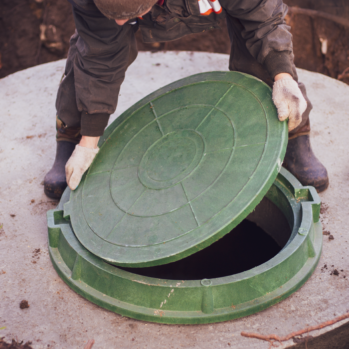 DIY Septic Tank Care: What’s Safe & What’s Better Left to the Professionals
